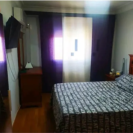 Habitacion Amplia En Piso Compartido, Cama 1,50,Tv * Сарагоса